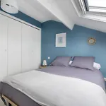 A 300m De La De Ste Marie S/mer