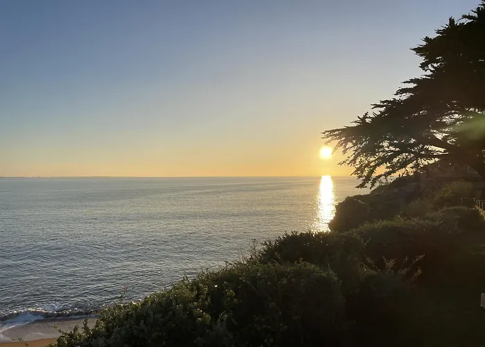 A 300m De La De Ste Marie S/mer * Pornic